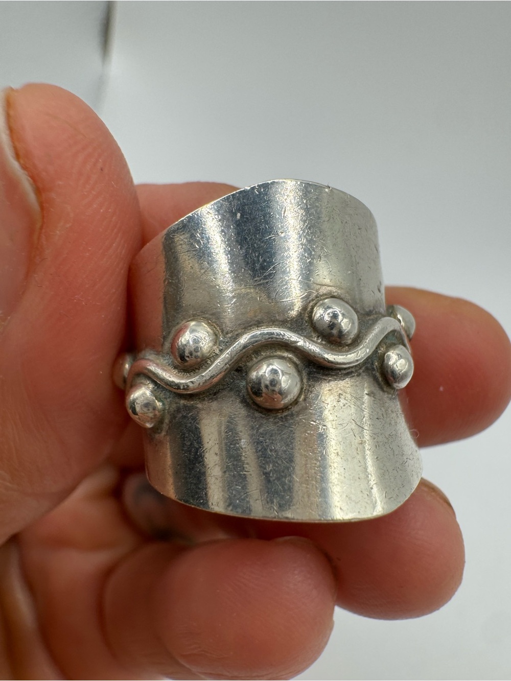 Vintage Sterling Silver Wavy Bead Wide Band Ring Size 8 - Picture 8 of 12